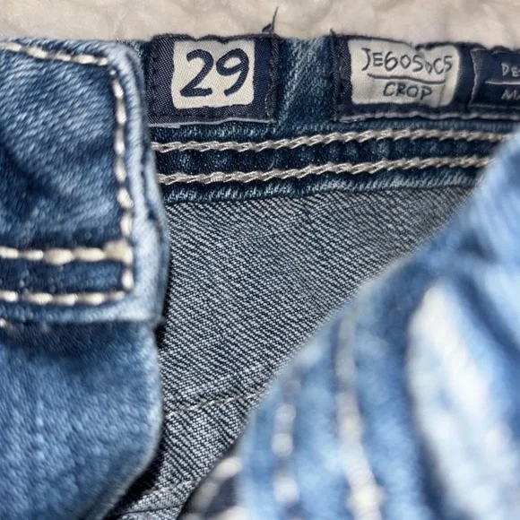 Miss Me Cut-Off 11” Denim Shorts, Size 29 - Picture 8 of 12